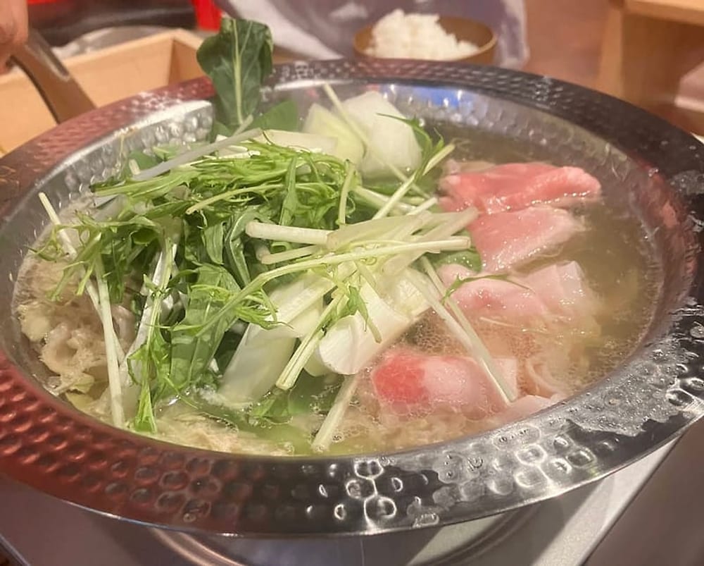 水菜とアグー豚を煮込んだしゃぶしゃぶ鍋